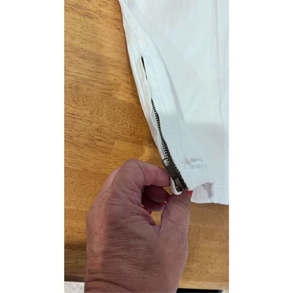 KDNK Men's Ripped Ankle Zip Tapered Leg Skinny White Jeans Light Wash Size 36 - Picture 12 of 14